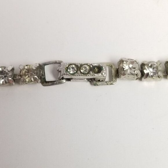 Vintage Kramer Rhinestone Collar Necklace, Silver Tone Sparkle, Estate - Picture 5 of 9